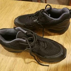 Dance Sneakers hip hop or zumba CAPEZIO