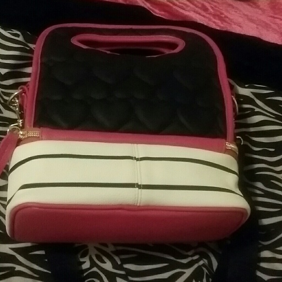 Betsey Johnson lunch tote - Picture 2 of 4