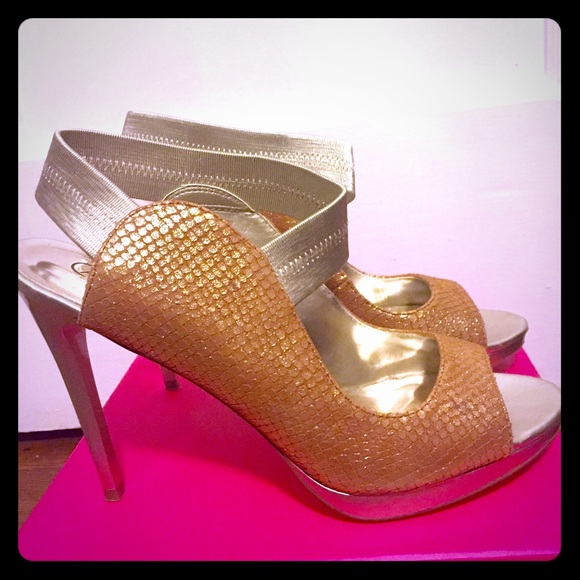 Carlos Santana gold and orange heels - Picture 1 of 4
