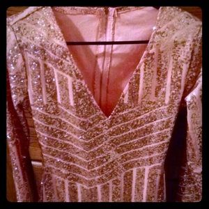 NWOT Rose gold sequin dress