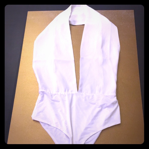 White plunging Akira Chicago bodysuit - Picture 1 of 3