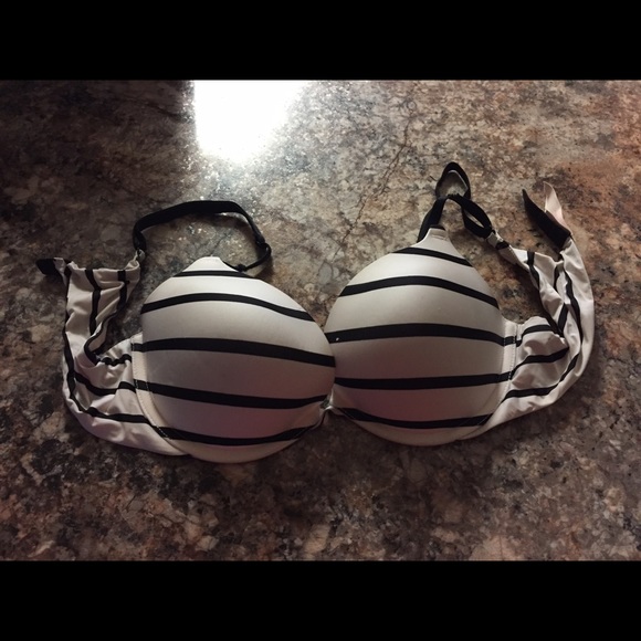 VS Bra