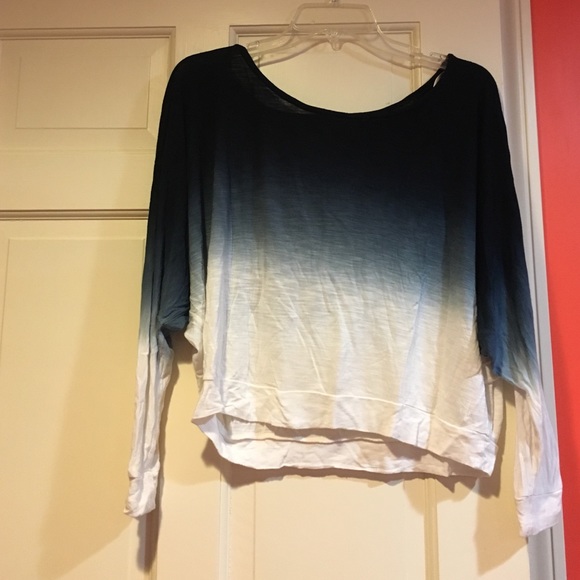 Blue ombré three quarter length sleeve shirt