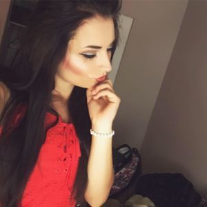 Meet your Posher, Lexi