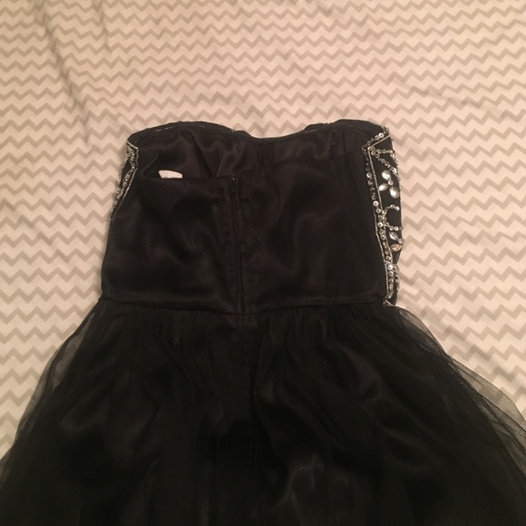 Got a new HC dress - Picture 3 of 3