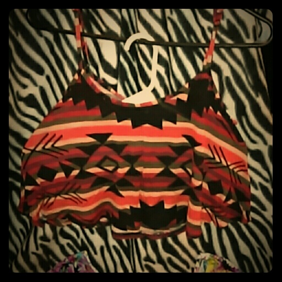2 crop tops for the price of one!