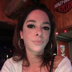 Meet your Posher, Teri