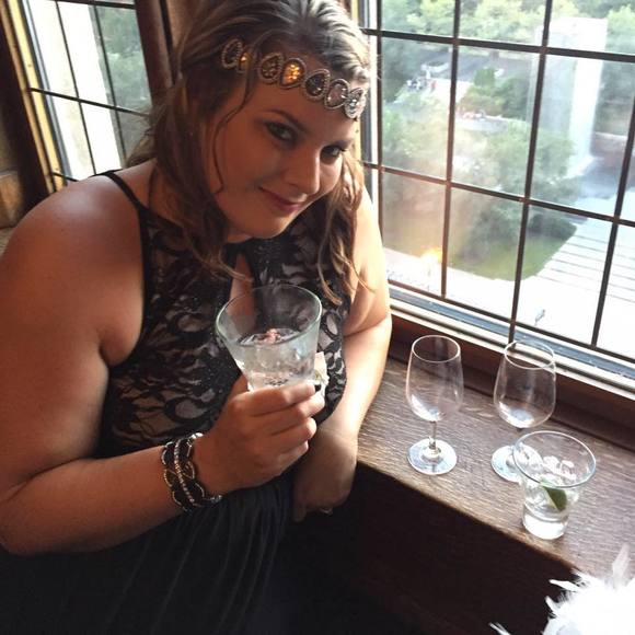 Meet your Posher, Jen