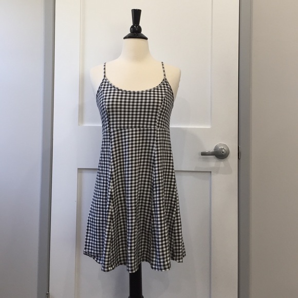 🎳Plaid B&W Dress (Brandy lookalike!)