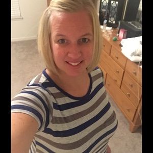 Meet your Posher, Stephanie