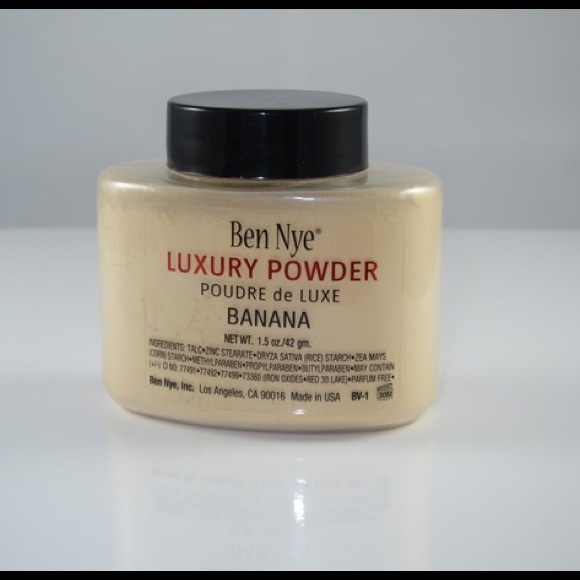 Ben Nye Luxury Banana Powder