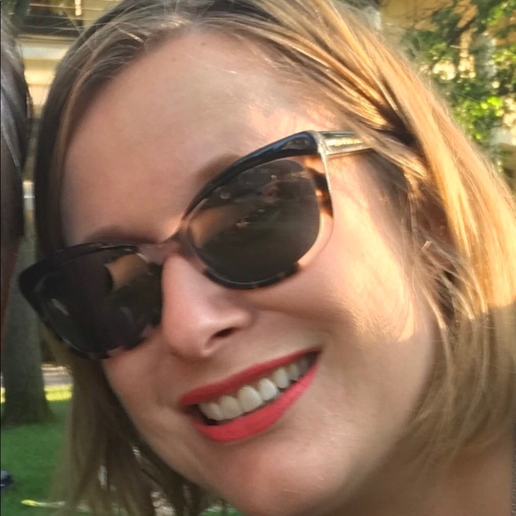 Meet your Posher, Sarah - Picture 4 of 4