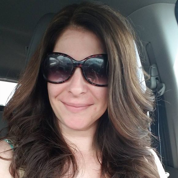 Meet your Posher, Cathy