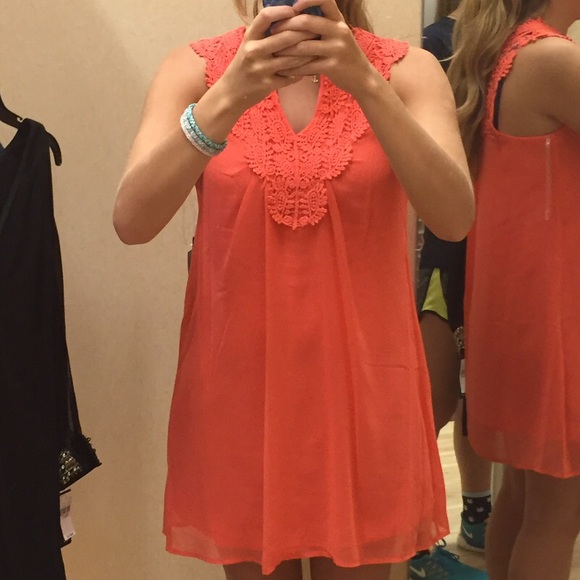 pink dress