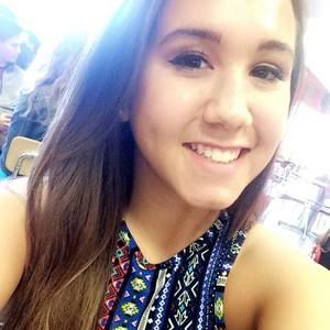 Meet your Posher, Dani