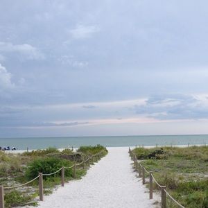 Meet your Posher, Qifeng