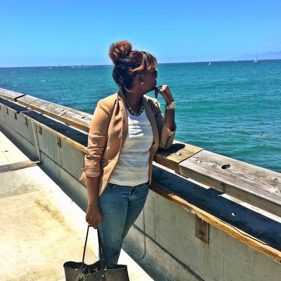 Meet your Posher, Lauren