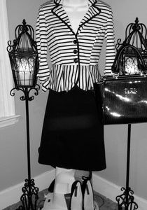 Slim Black skirt