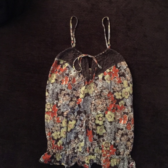Hollister floral tank
