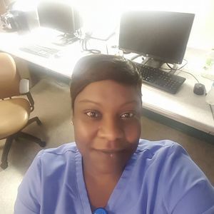 Meet your Posher, Pauline