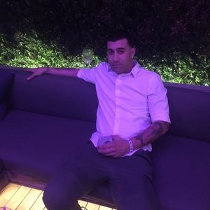 Meet your Posher, Robert