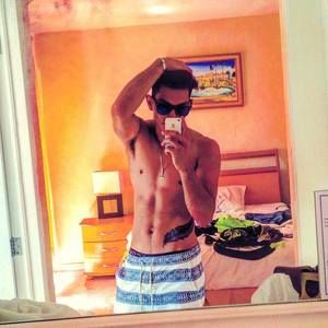 Meet your Posher, Daniiel