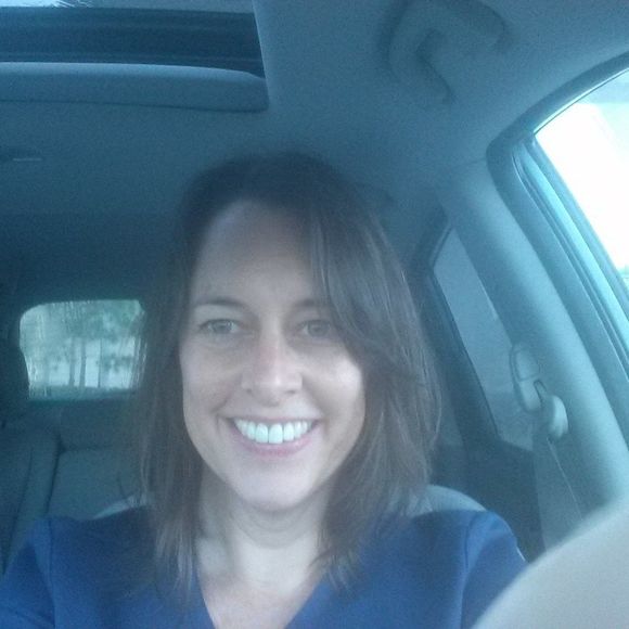 Meet your Posher, Tara - Picture 1 of 1