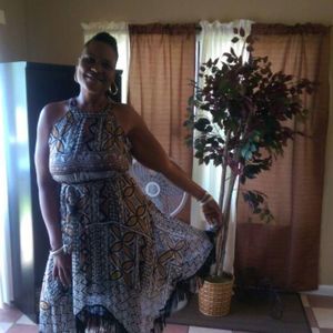 Meet your Posher, Mina