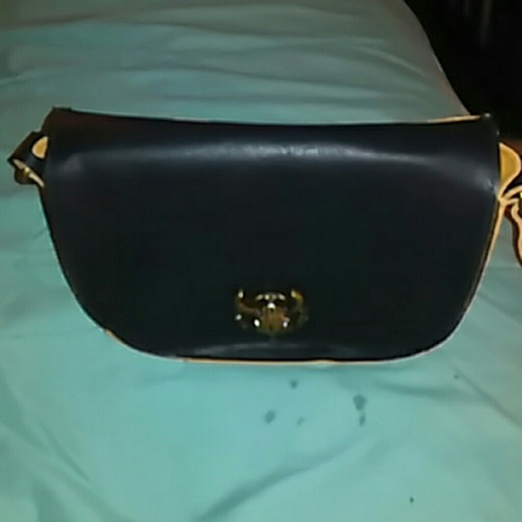 tshirt and jeans Handbags - TShirt and Jeans Black Saddle Cross Body Bag