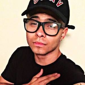 Meet your Posher, Johnathon