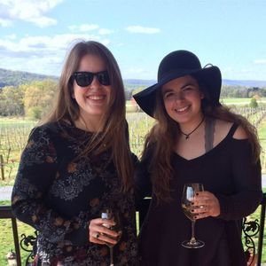 Meet your Posher, Caitlin