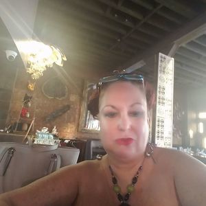 Meet your Posher, Michele