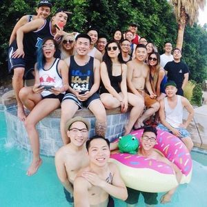 Meet your Posher, Casey