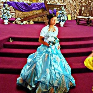 Meet your Posher, Raquel