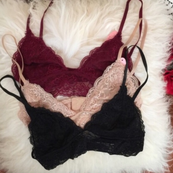 Best Sellinng‼️ All lace Urban Bralette - Picture 2 of 7
