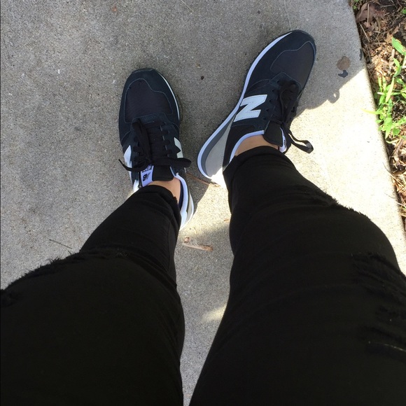 Meet your Posher, Kezia - Picture 1 of 1