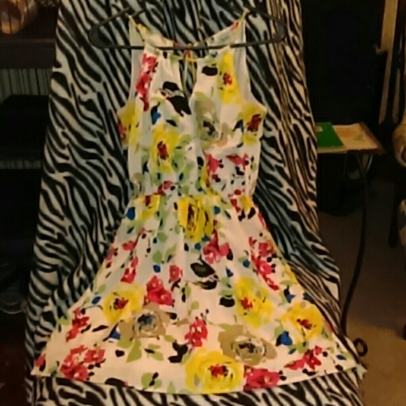Beautiful deep V Charlotte Russe dress!