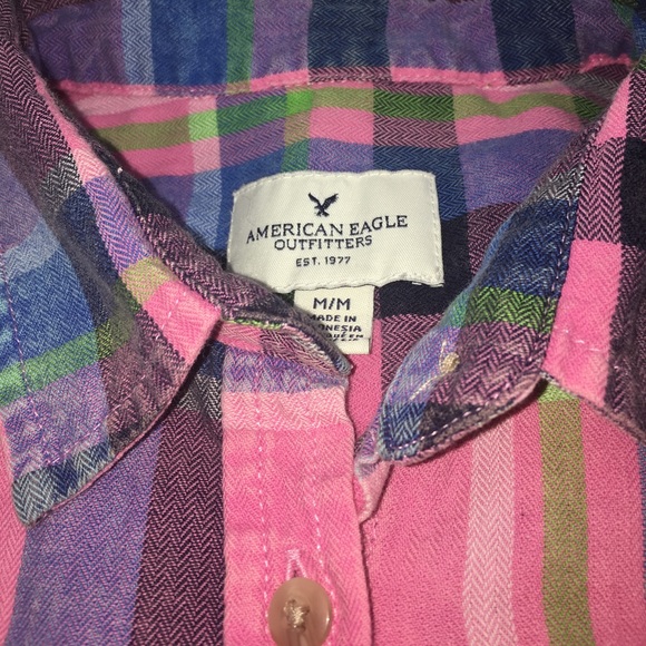 Plaid button down! Perfect for fall. - Picture 2 of 6