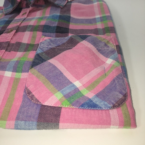 Plaid button down! Perfect for fall. - Picture 3 of 6