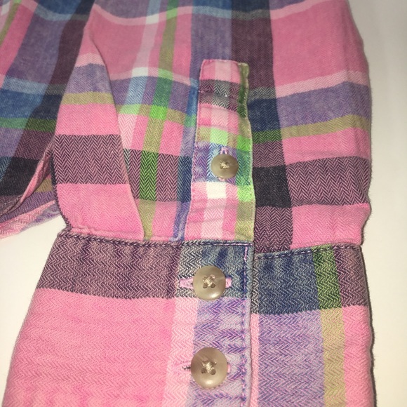 Plaid button down! Perfect for fall. - Picture 5 of 6