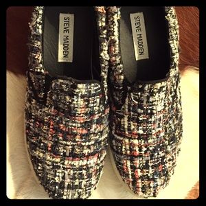 Never Worn Steve Madden 8.5 modern top siders