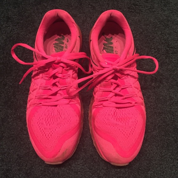 Nike Air Max in hard to find hot pink!