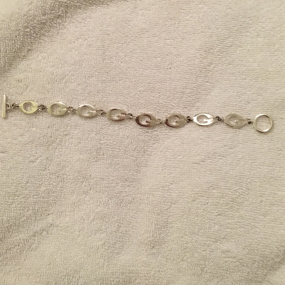 Cute guess bracelet