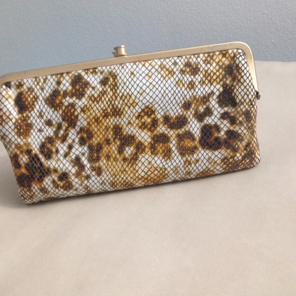 Hobo Clutch