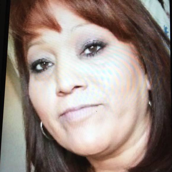 Meet your Posher, Rebeca - Picture 1 of 1