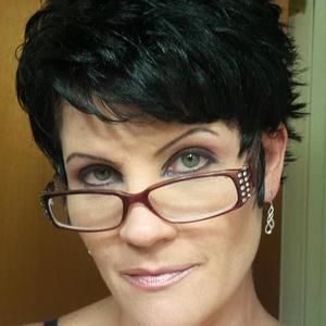 Meet your Posher, Wendy