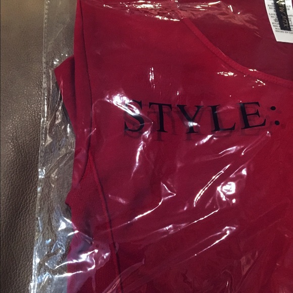 Heaven! Stay warm! Fleece lined seamless top! - Picture 3 of 3