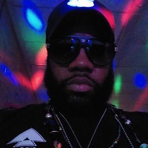 Meet your Posher, Kenny