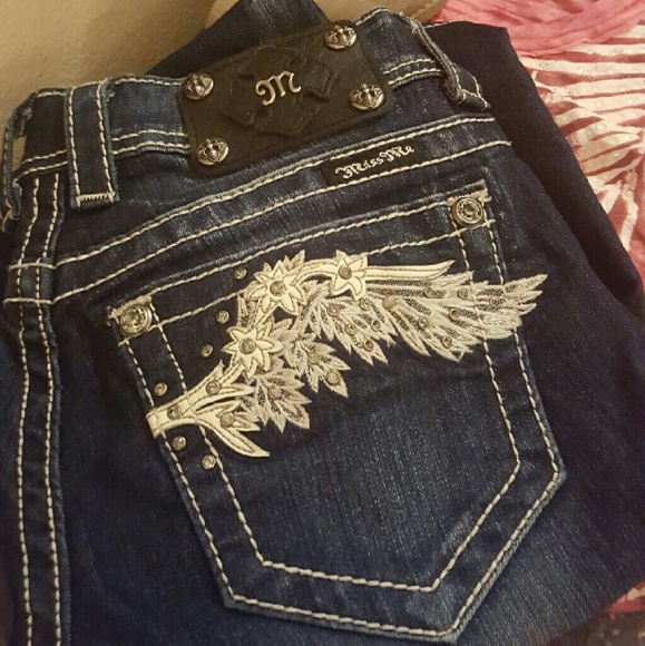Super cute miss me jeans - Picture 2 of 4