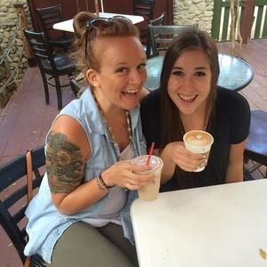 Meet your Posher, Katelyn